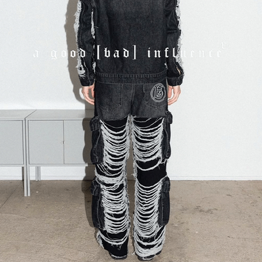 A GOOD BAD INFLUENCE CRUSH CARGO DENIM JACKET