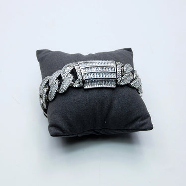 $OLE ONLY PAVE DIAMOND BRACELET