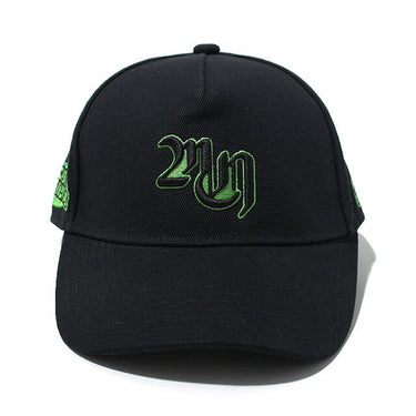 MOD WRLD THREE LOGO 5PANEL CAP (2色展開)