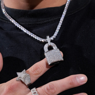 $ole only  PADLOCK PENDANT