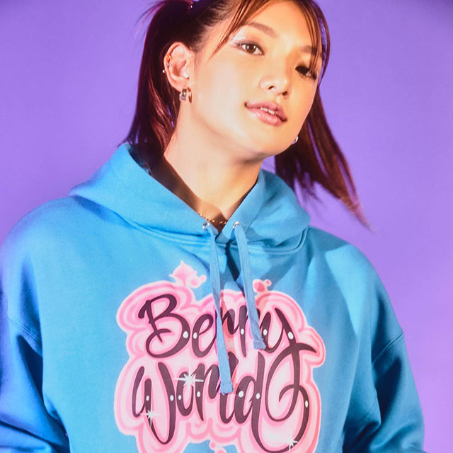 episode BERRY WORLD HOODIE