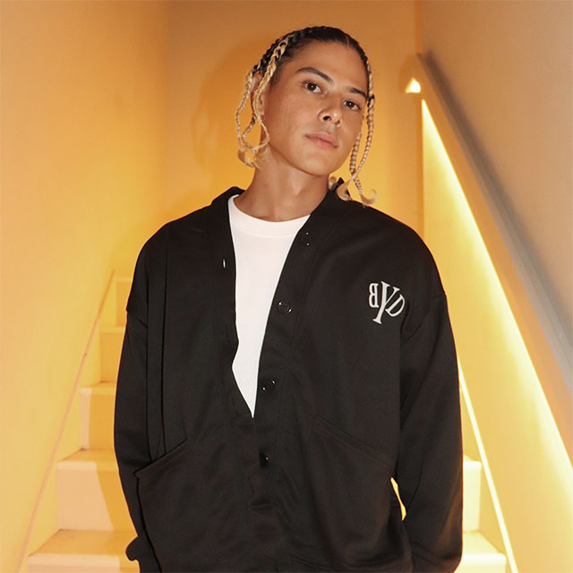BRIZA YAVAISZ DAZE BYD LOGO CARDIGAN カーディガン