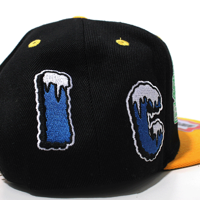 ICE CREAM OVER THE TOP SNAPBACK キャップ (2色展開)
