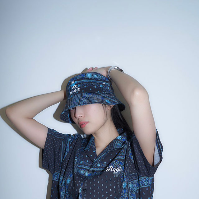 ROGIC X SMURFS PAISLEY BUCKET HAT BLUE ロジック スマーフ ペイズリー バケットハット 帽子